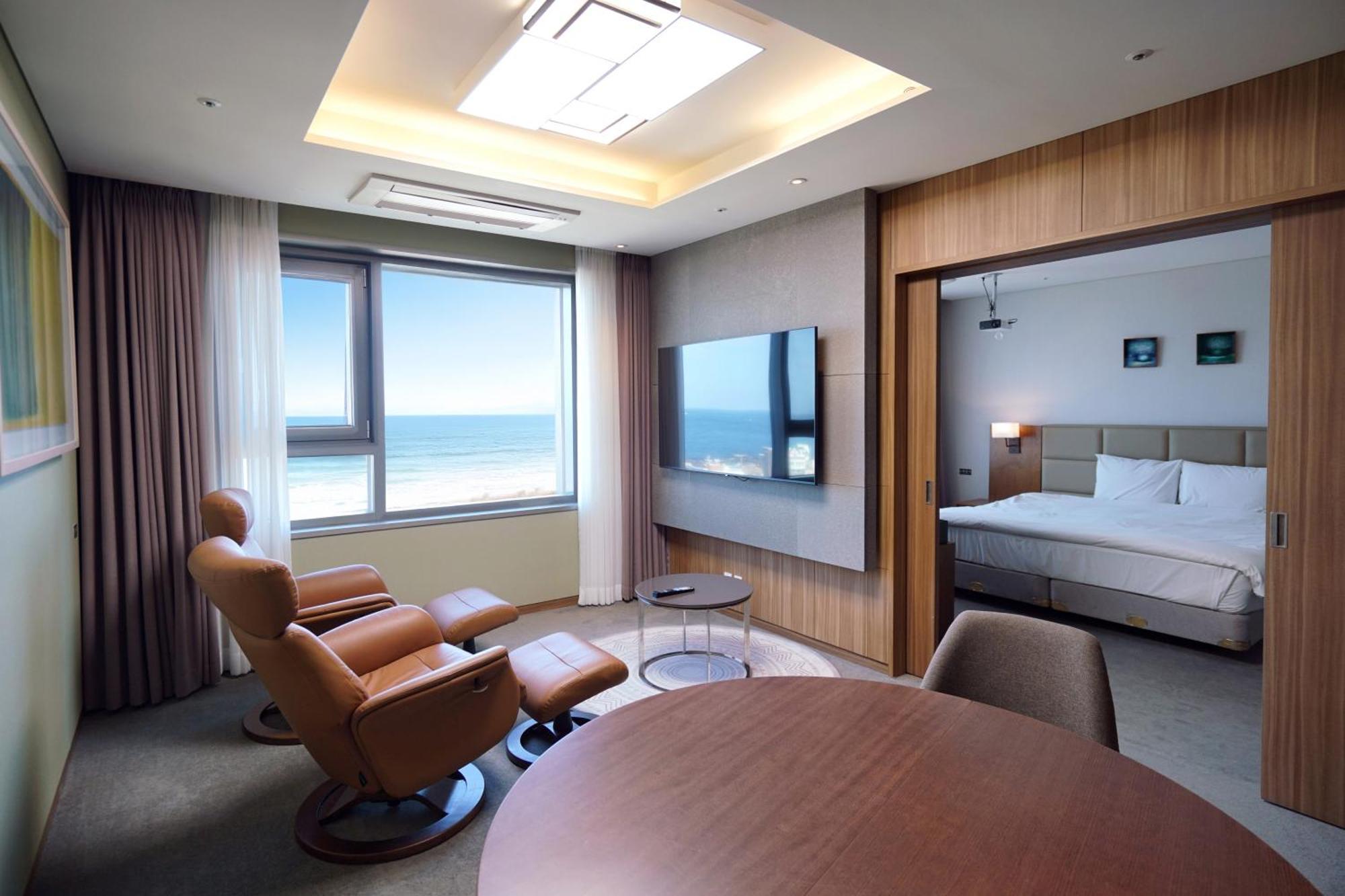 Grabel Hotel Jeju Exterior foto