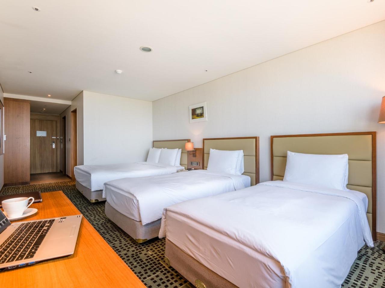 Grabel Hotel Jeju Exterior foto